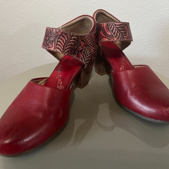 👠 3 Pairs of Heels + Coach – Size 8.5 - Picture 9 of 12